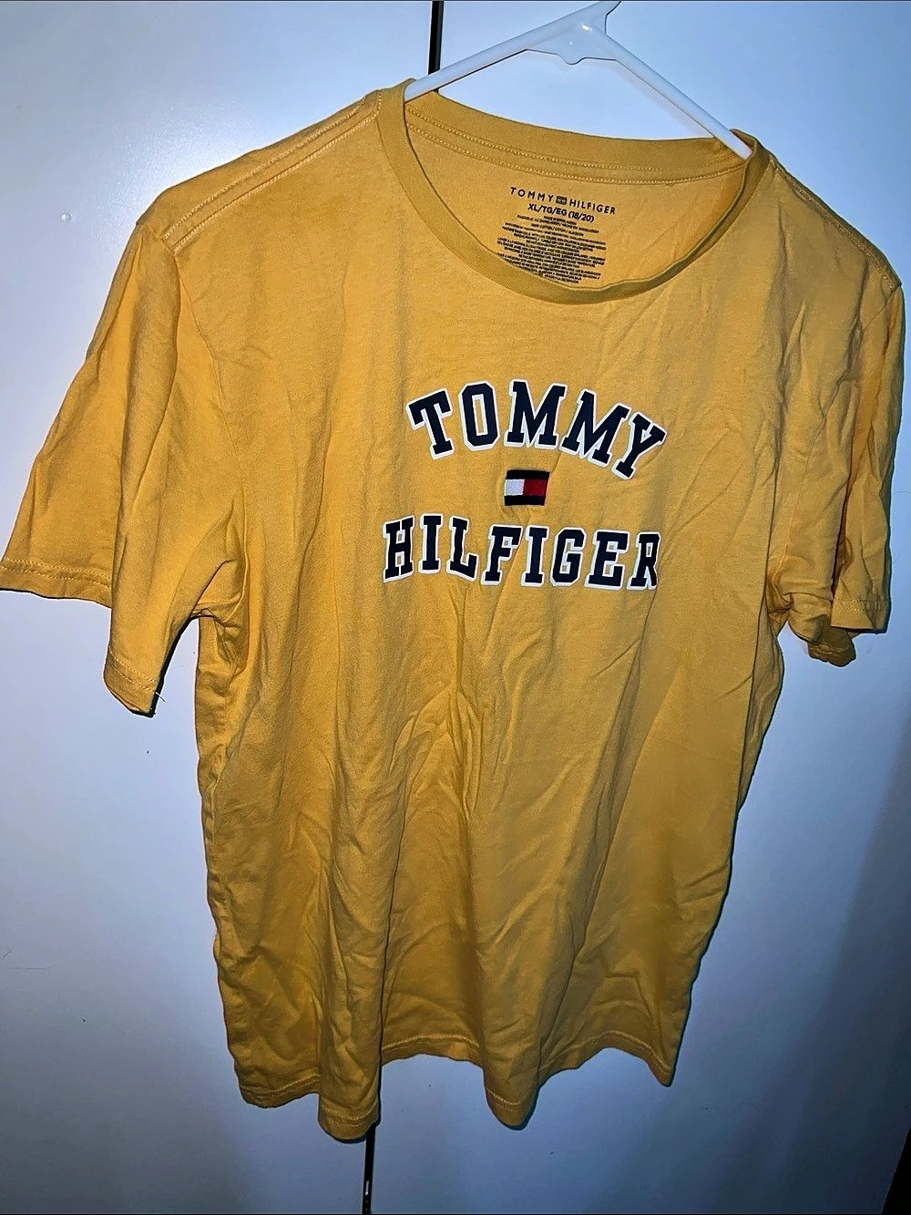 Tommy Hilfiger Logo Crewneck T-Shirt Yellow XL